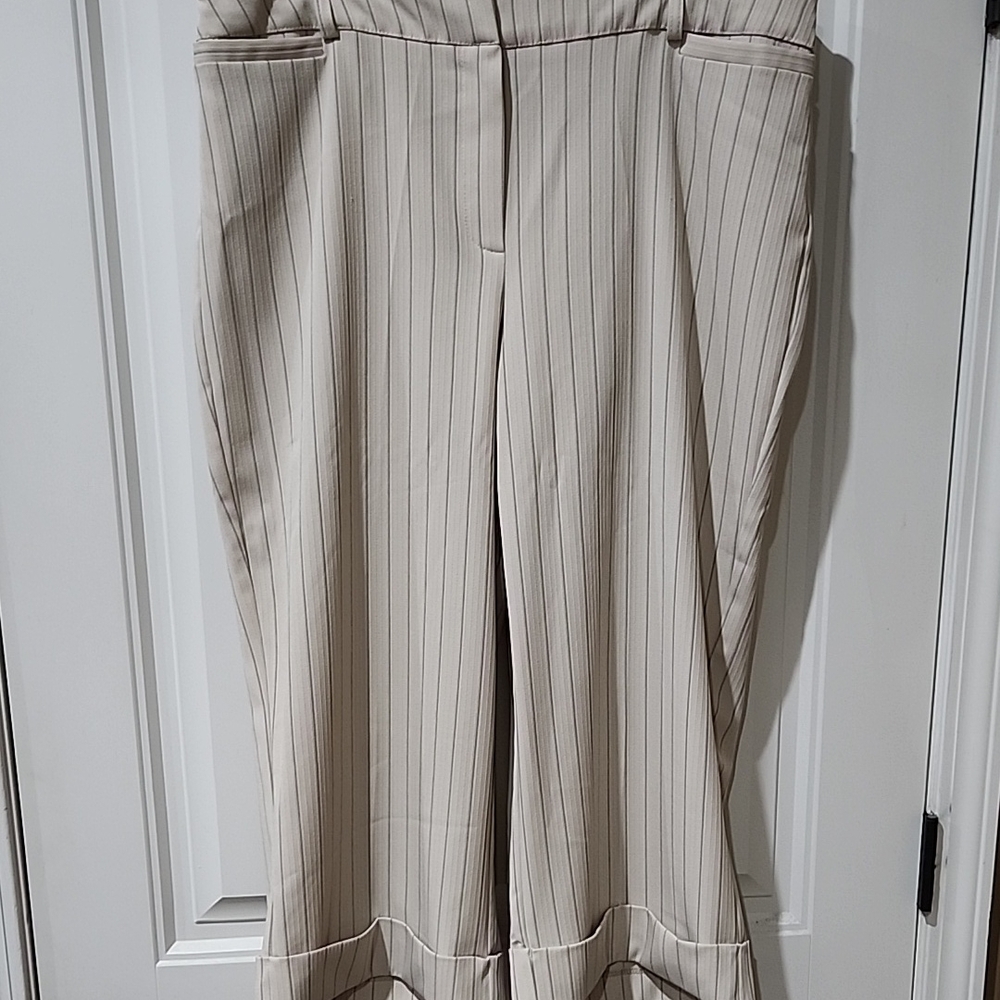 Striped Beige Women's Capri Pants
